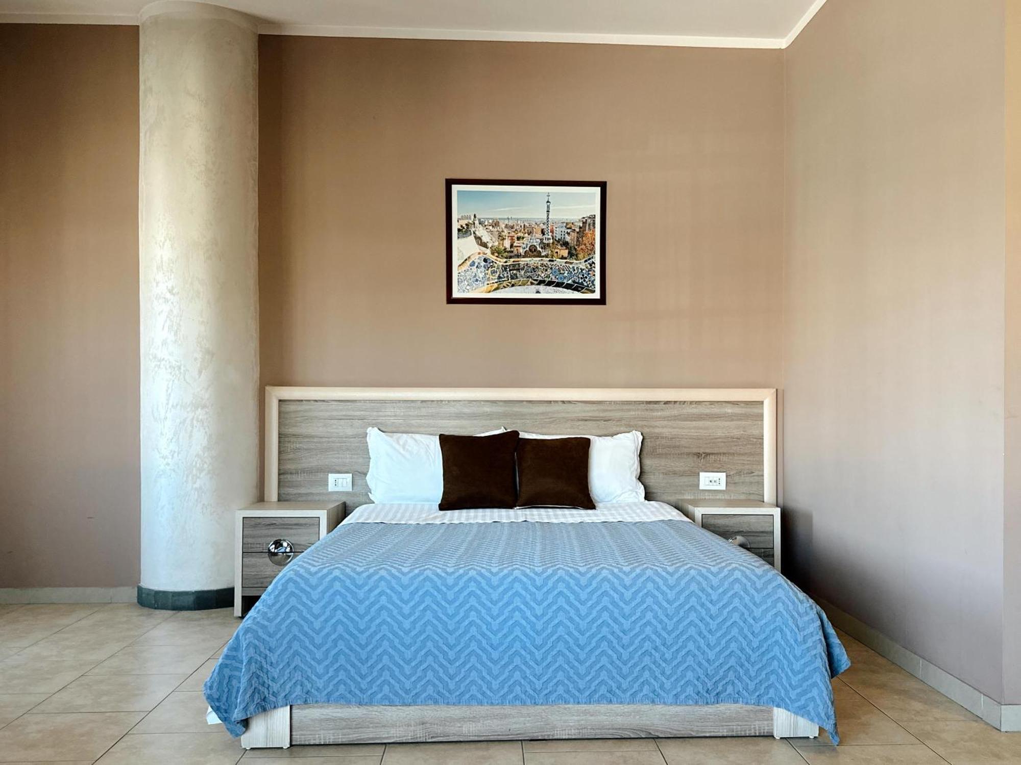 Hotel Terminal Tirana Bregu i Lumit Екстер'єр фото